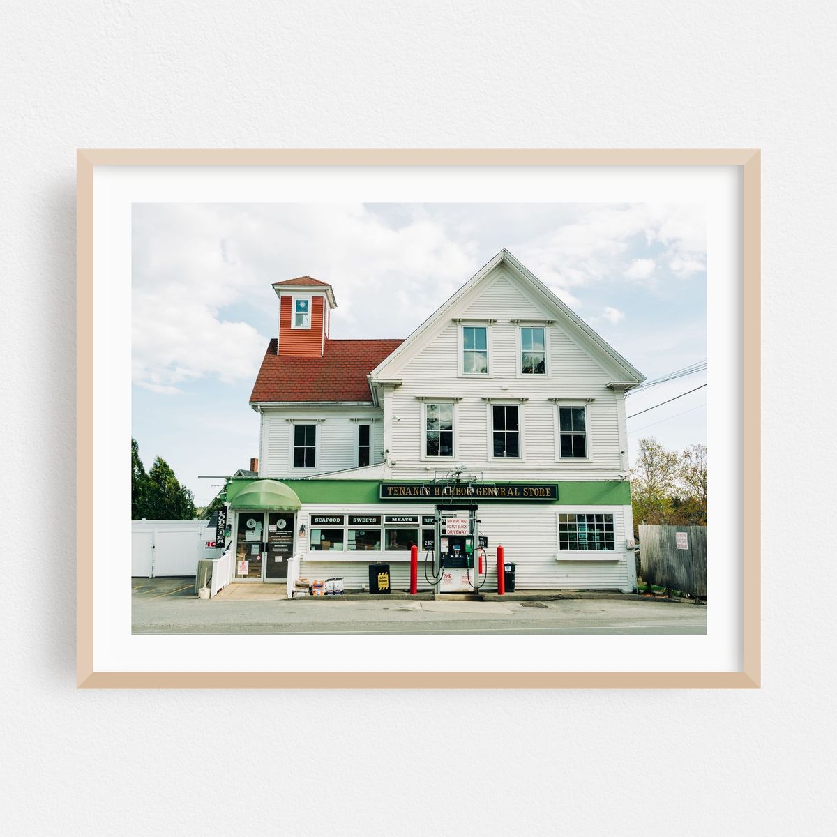 Tenant's Harbor General Store – image 1 of 3