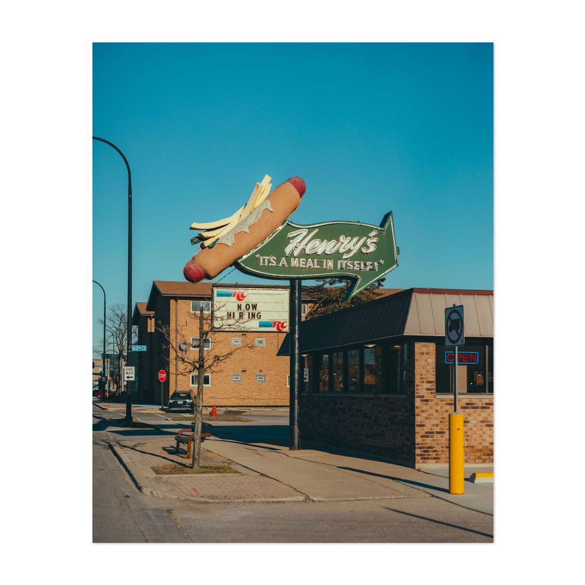 Henry's Hot Dogs 01 – image 1 of 2