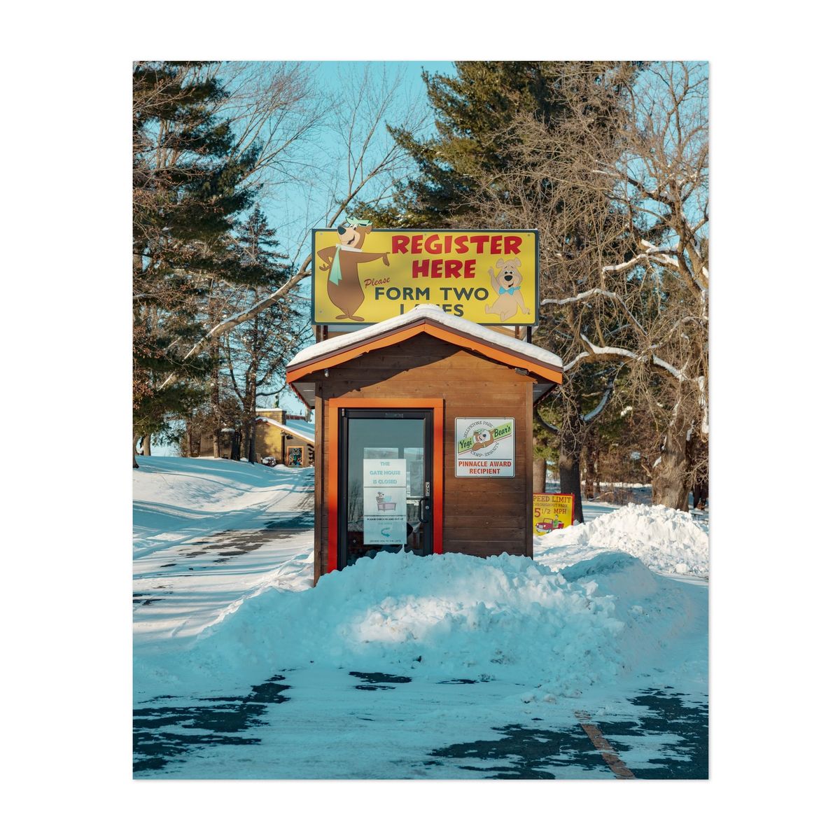 Jellystone Park 02 – image 1 of 2