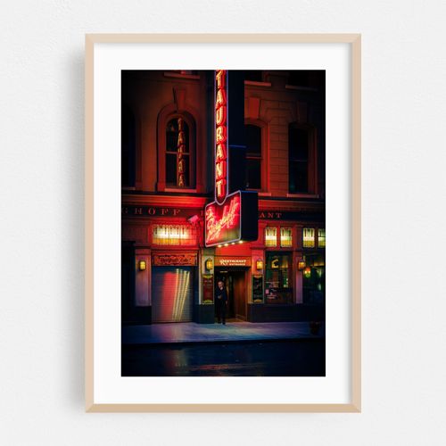 The Berghoff Restaurant at Night 02