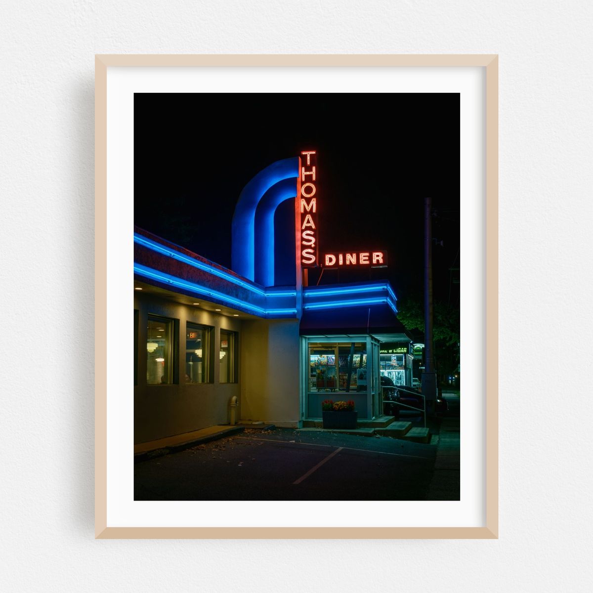 Thomas's Ham & Eggery Diner, Carle Place 02 – image 1 of 12