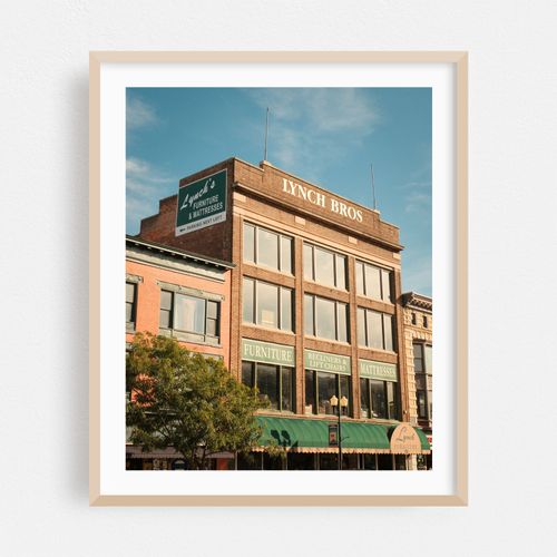 Lynch Furniture, Geneva