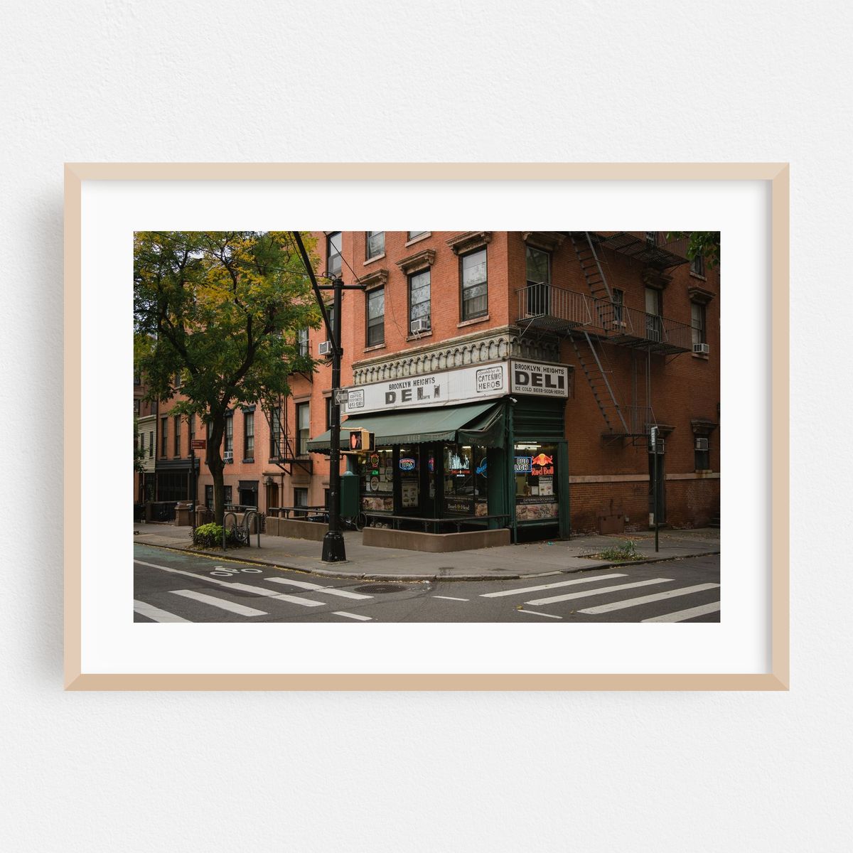 Brooklyn Heights Deli 03 – image 1 of 6