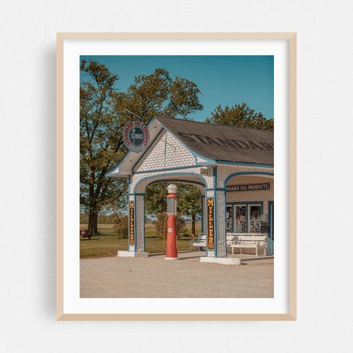 Standard Oil Station 01