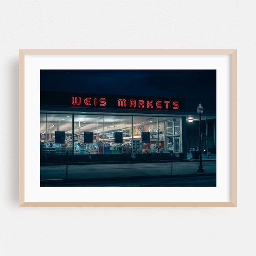 Weis Markets Neon, Sunbury