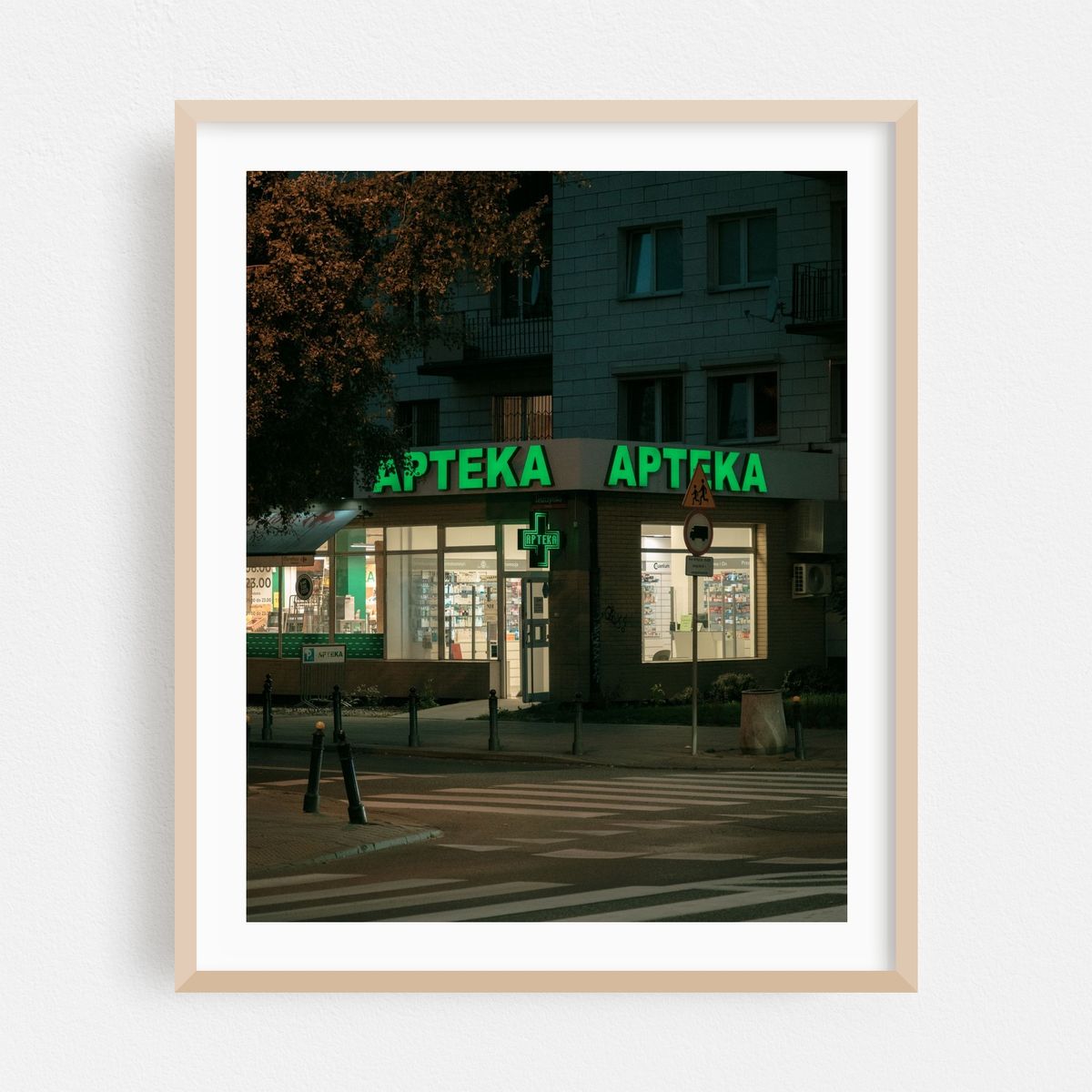 Apteka, Powiśle 02 – image 1 of 12