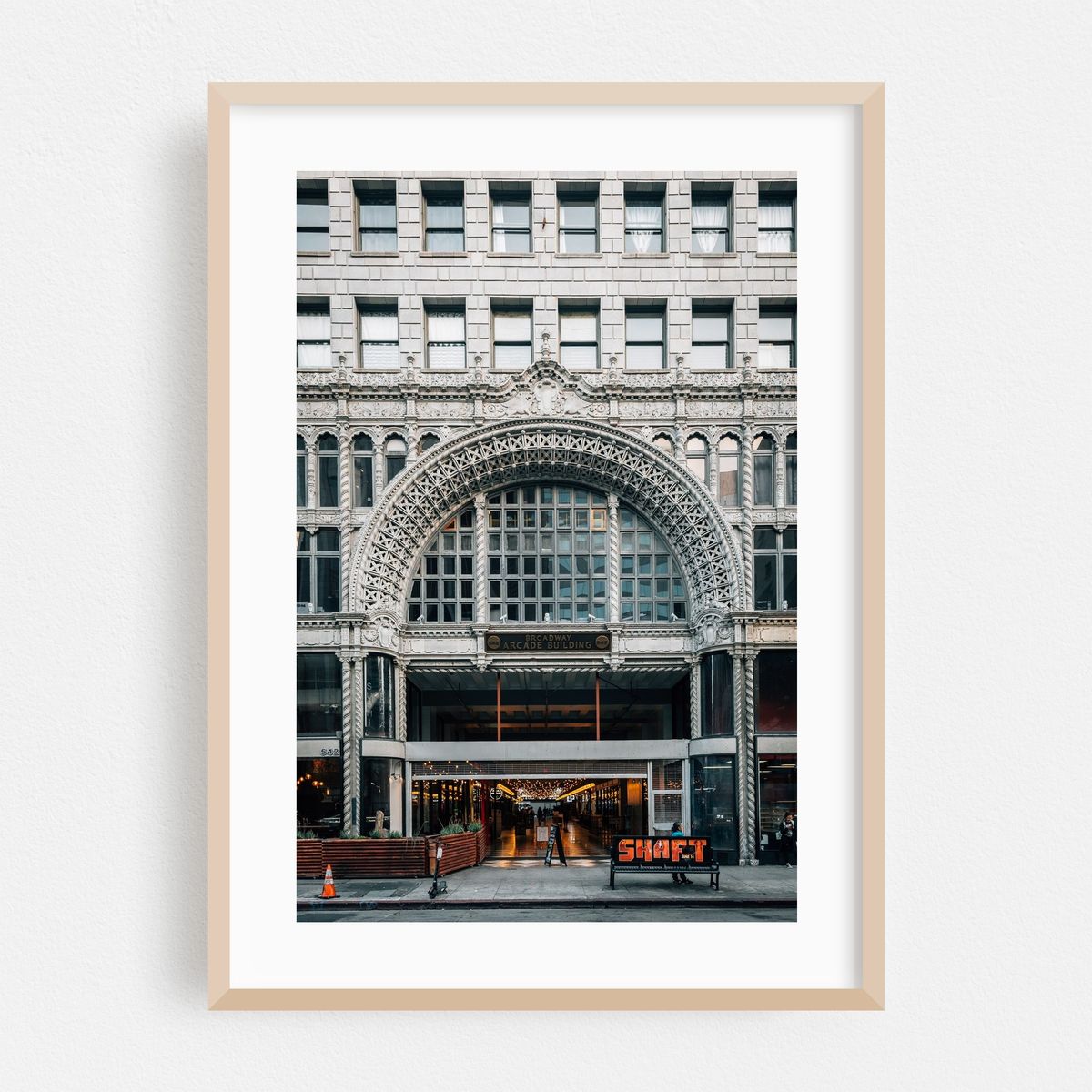 Broadway Arcade 02 – image 1 of 16
