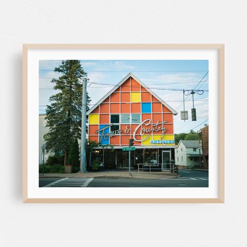 Town & Country Antiques, Liberty 01