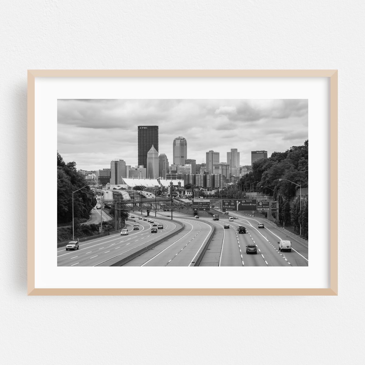 The Pittsburgh Skyline B&W 02 – image 1 of 6