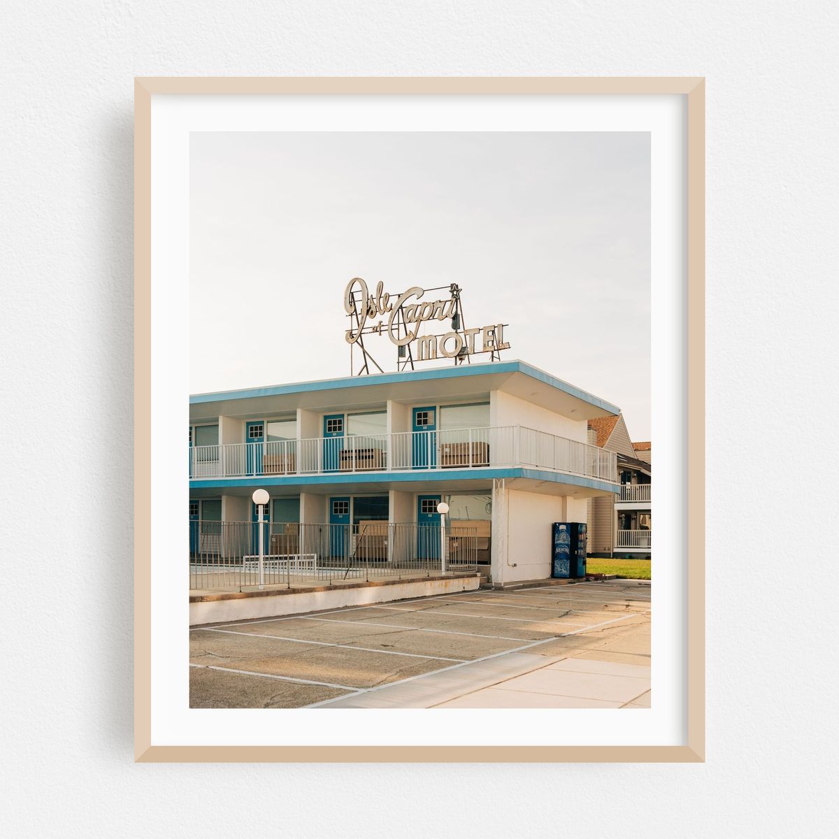 Isle of Capri Motel 02 – image 1 of 12