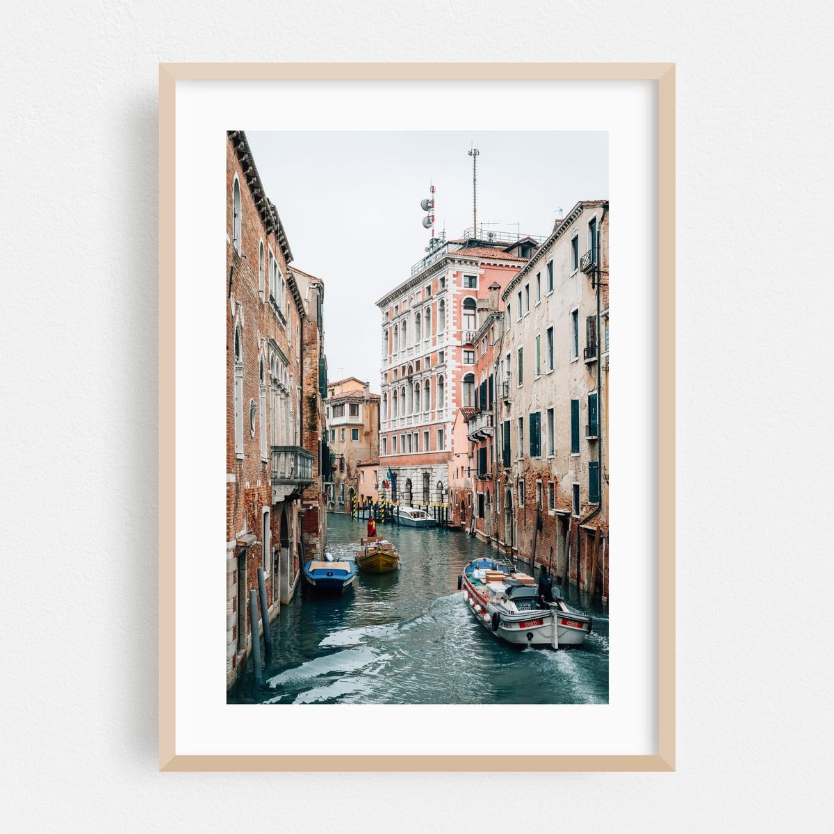 Boating in Venice – image 1 of 16