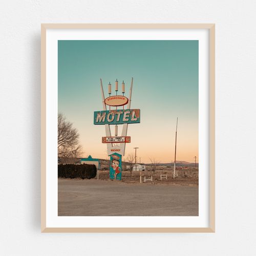 Stagecoach Motel 01
