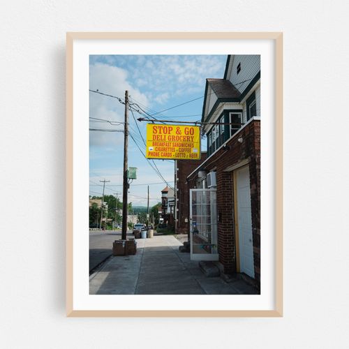 Stop & Go Deli Grocery 01
