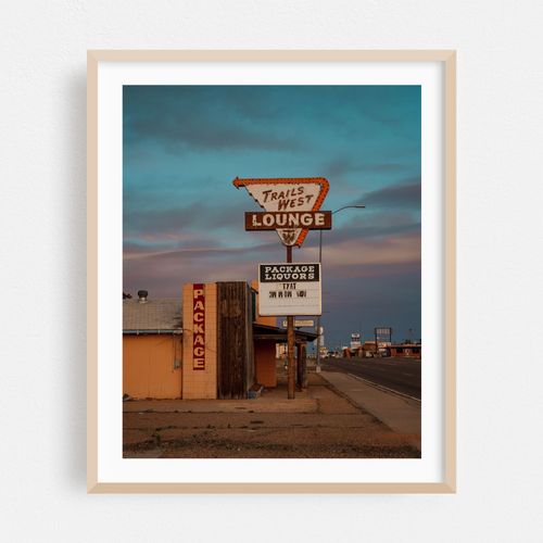 Trails West Lounge 01
