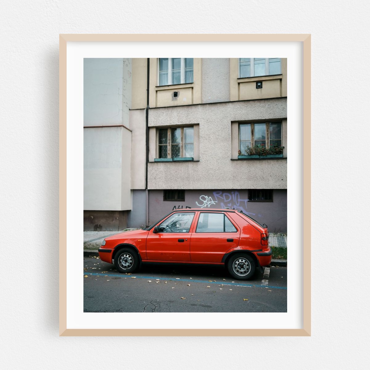 Parked in Bubeneč, Prague 03 – image 1 of 12