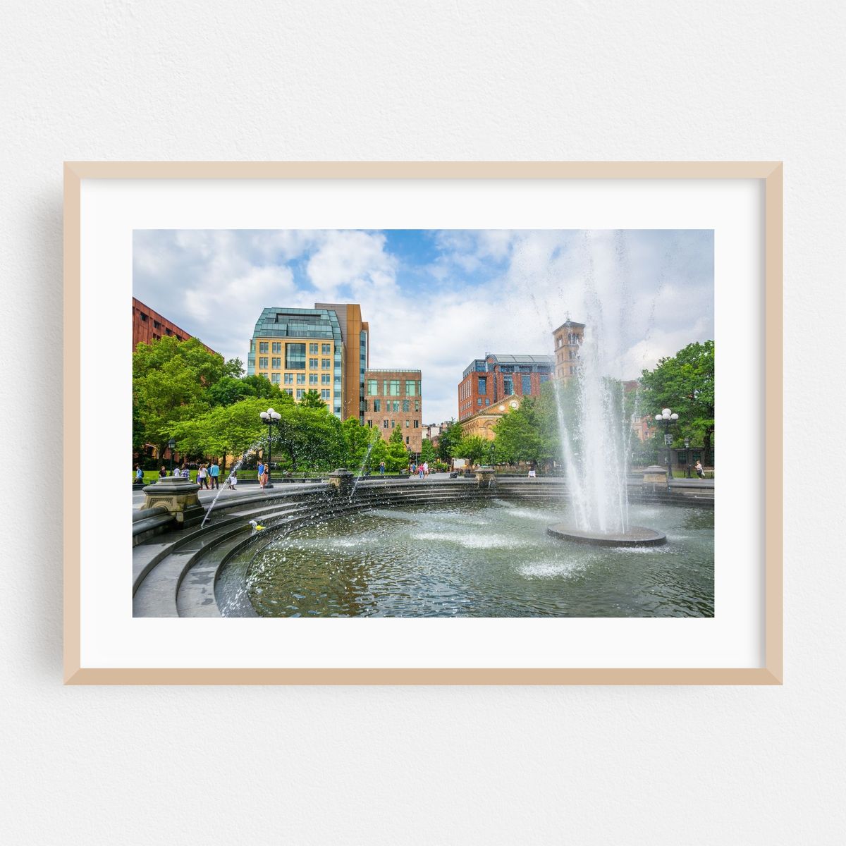Washington Square Fountain 02 – image 1 of 6
