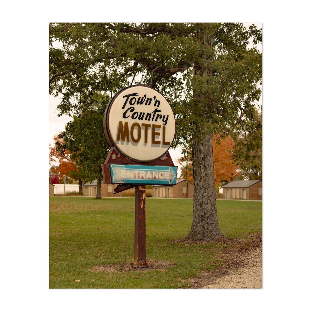 Town 'n Country Motel Sign – image 1 of 2