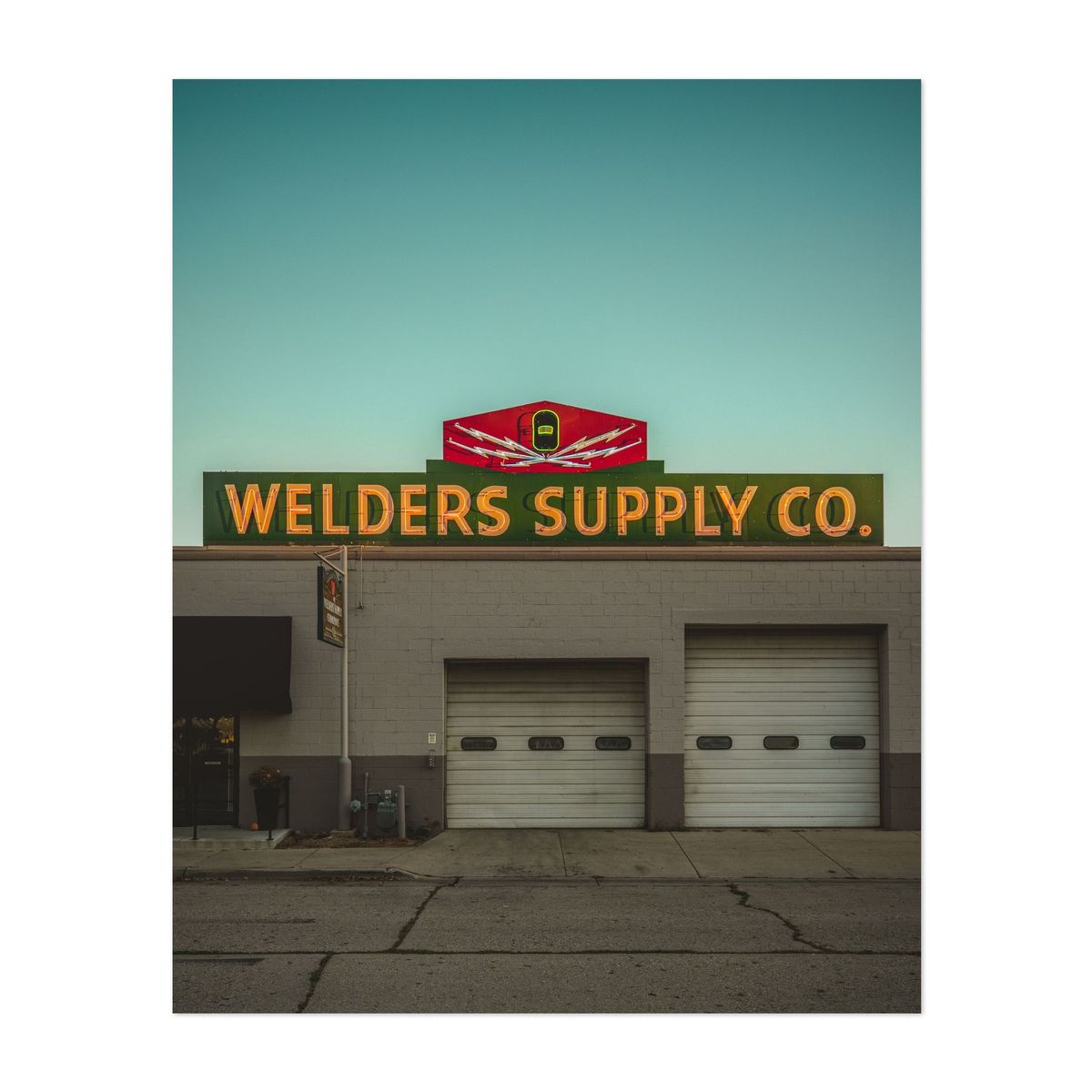 Welders Supply Co. 02 – image 1 of 2