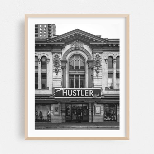 Hustler B&W