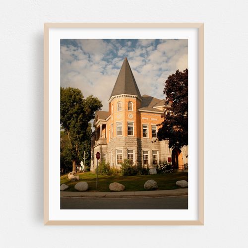 Haskell Free Library, Derby Line
