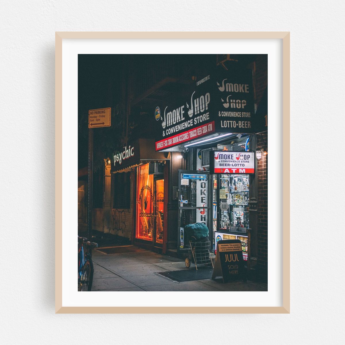 Smoke Shop, West Village 02 – image 1 of 12
