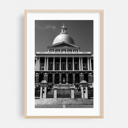 The Massachusetts State House B&W
