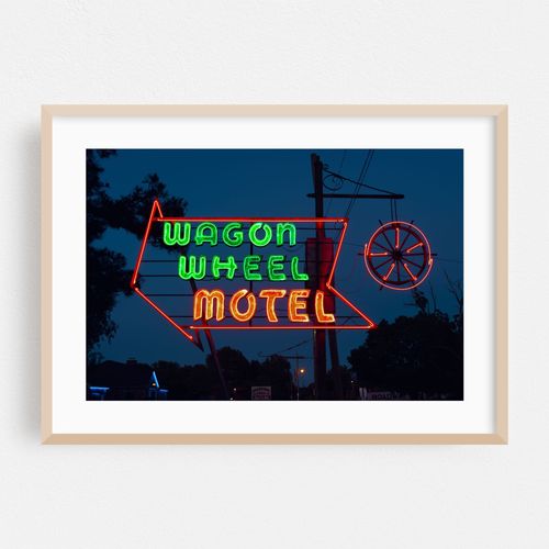 Wagon Wheel Sign 01