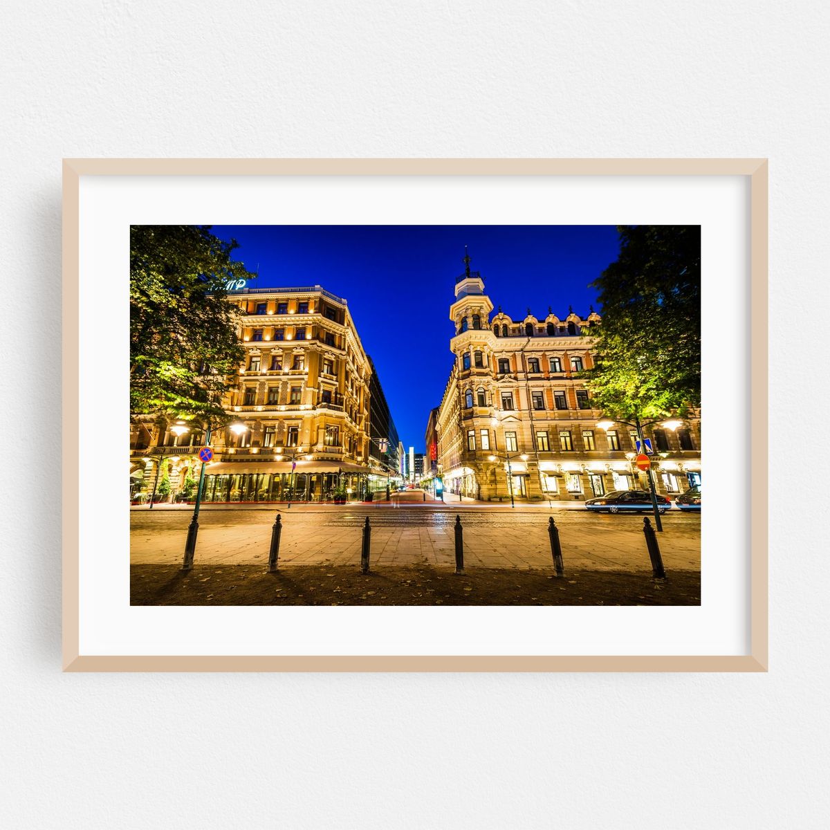 Along Norra Esplanaden – image 1 of 6