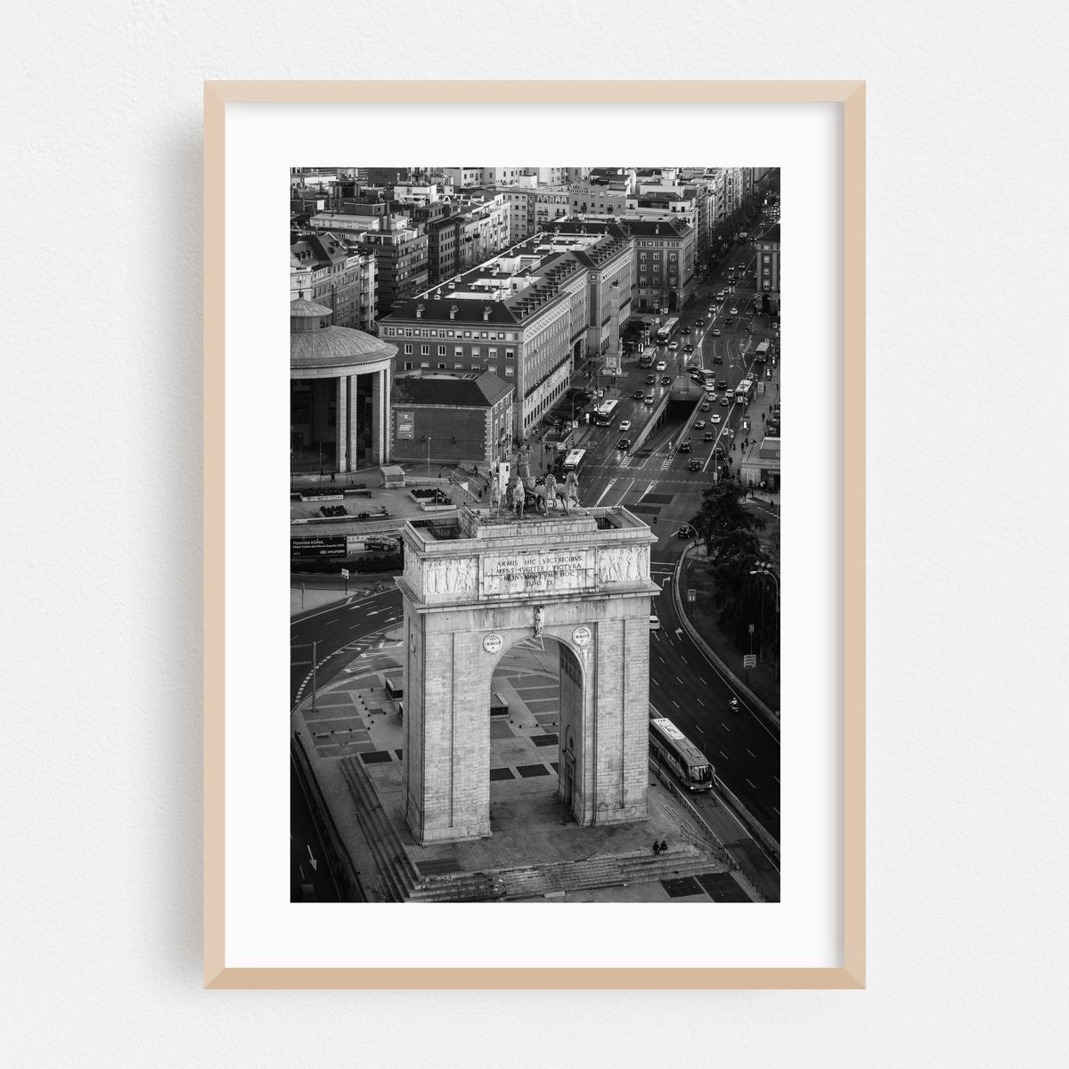 Arco de la Victoria 02 B&W – image 1 of 16