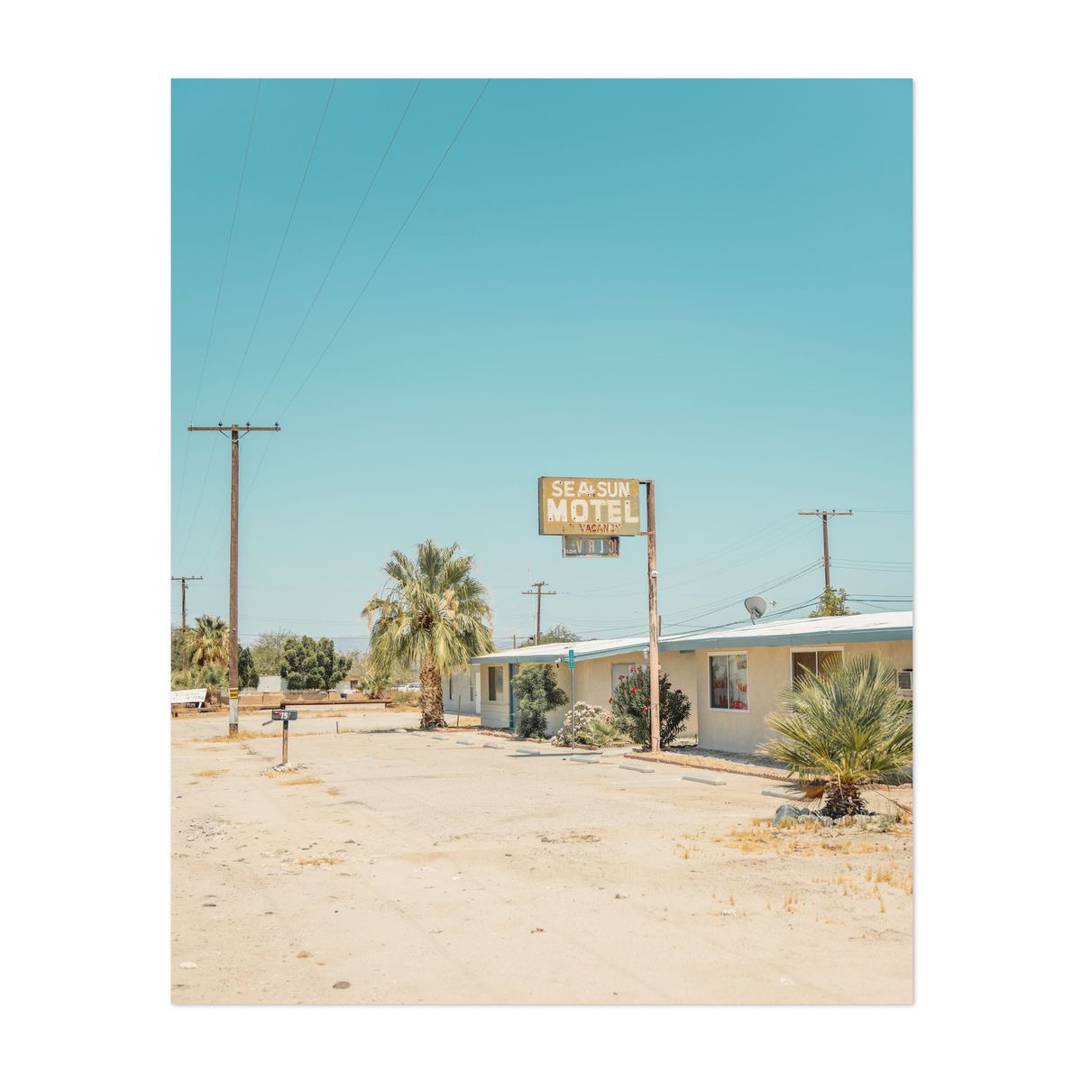 Sea & Sun Motel 01 – image 1 of 2