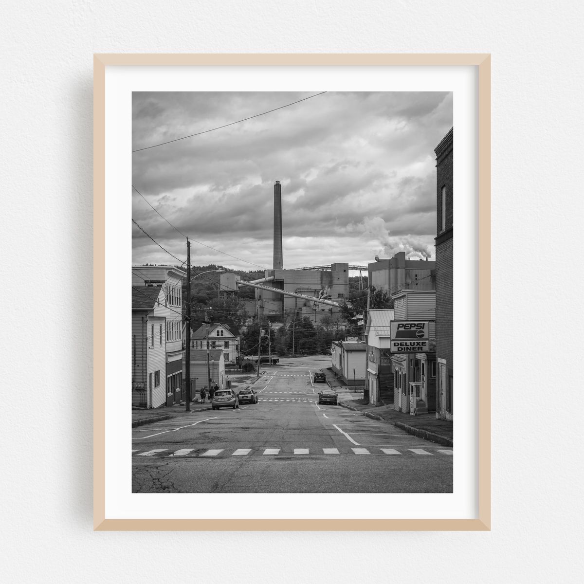 Oxford Avenue, Rumford B&W – image 1 of 12
