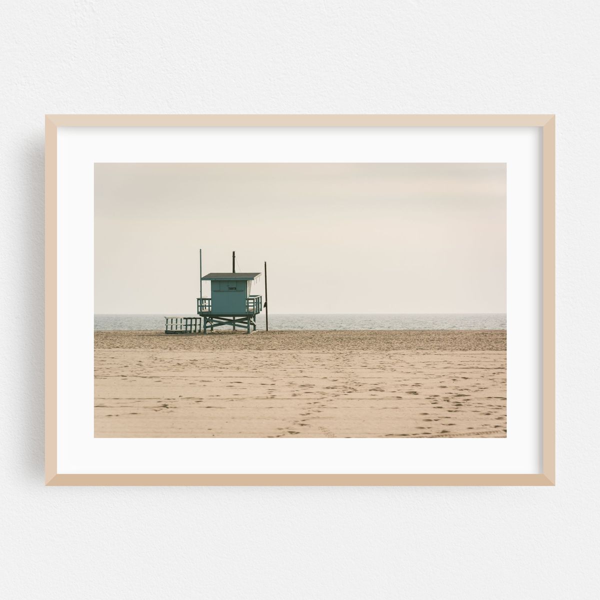 Lifeguard Stands in Venice, Los Angeles 04 – image 1 of 6
