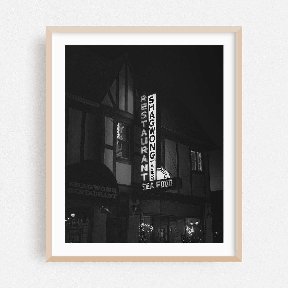 Shagwong Tavern 01 B&W – image 1 of 12