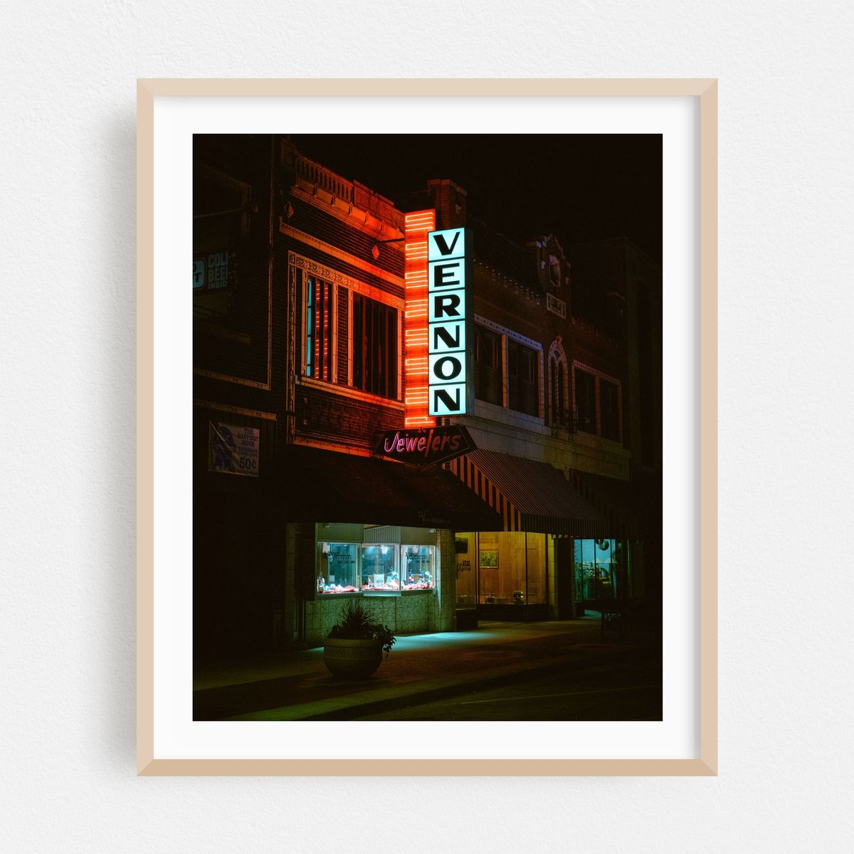 Vernon Jewelers, Salina – image 1 of 12