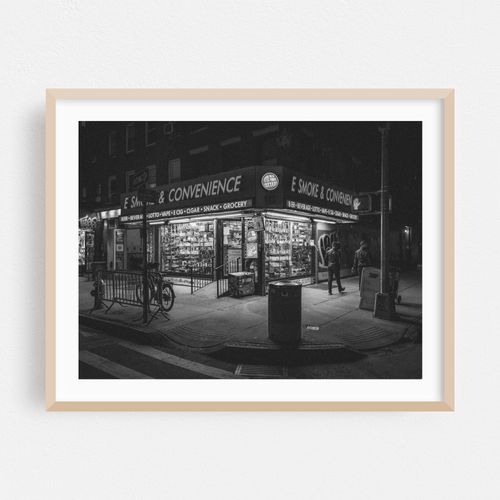 E Smoke & Convenience B&W