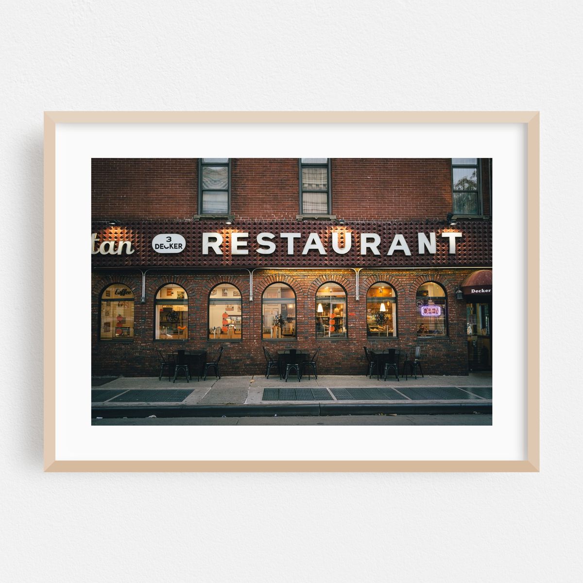 Three Decker Diner, Greenpoint 02 – image 1 of 6