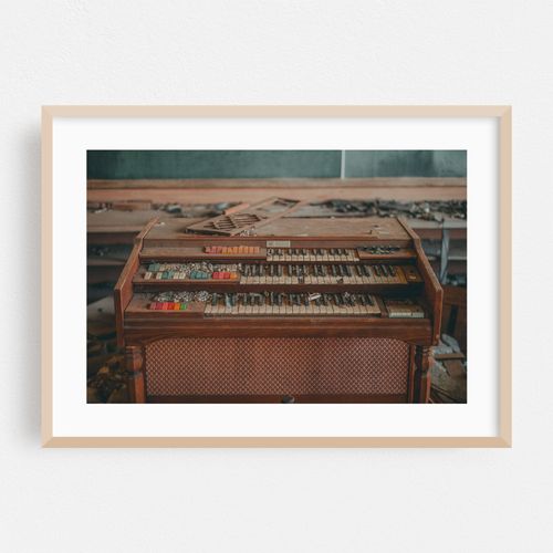 Abandoned School Organ 01