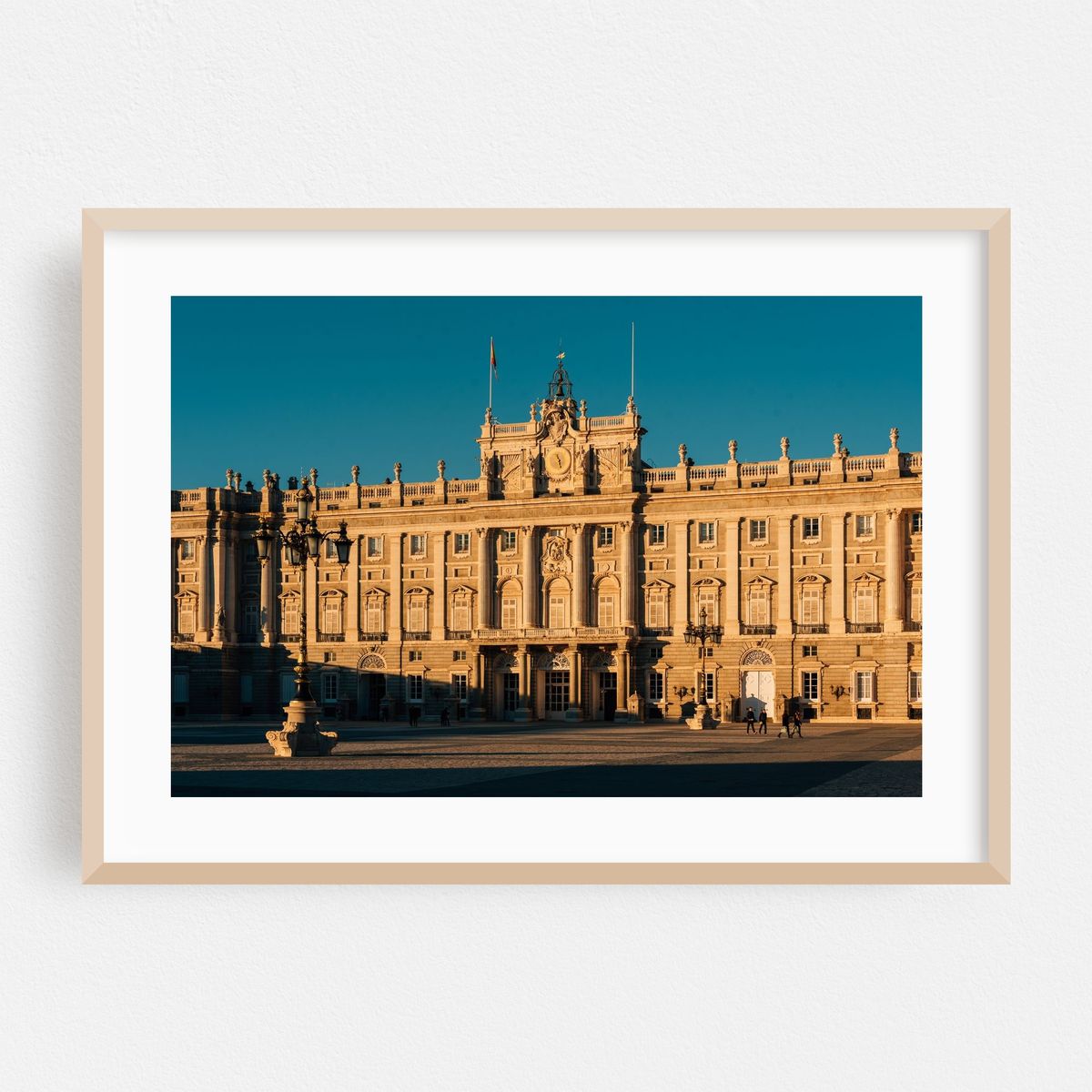 Palacio Real de Madrid 01 – image 1 of 6
