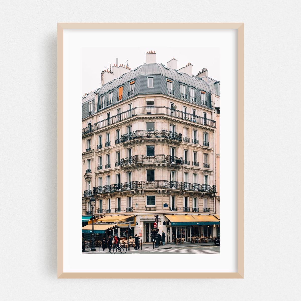 Parisian Corner 01 – image 1 of 16