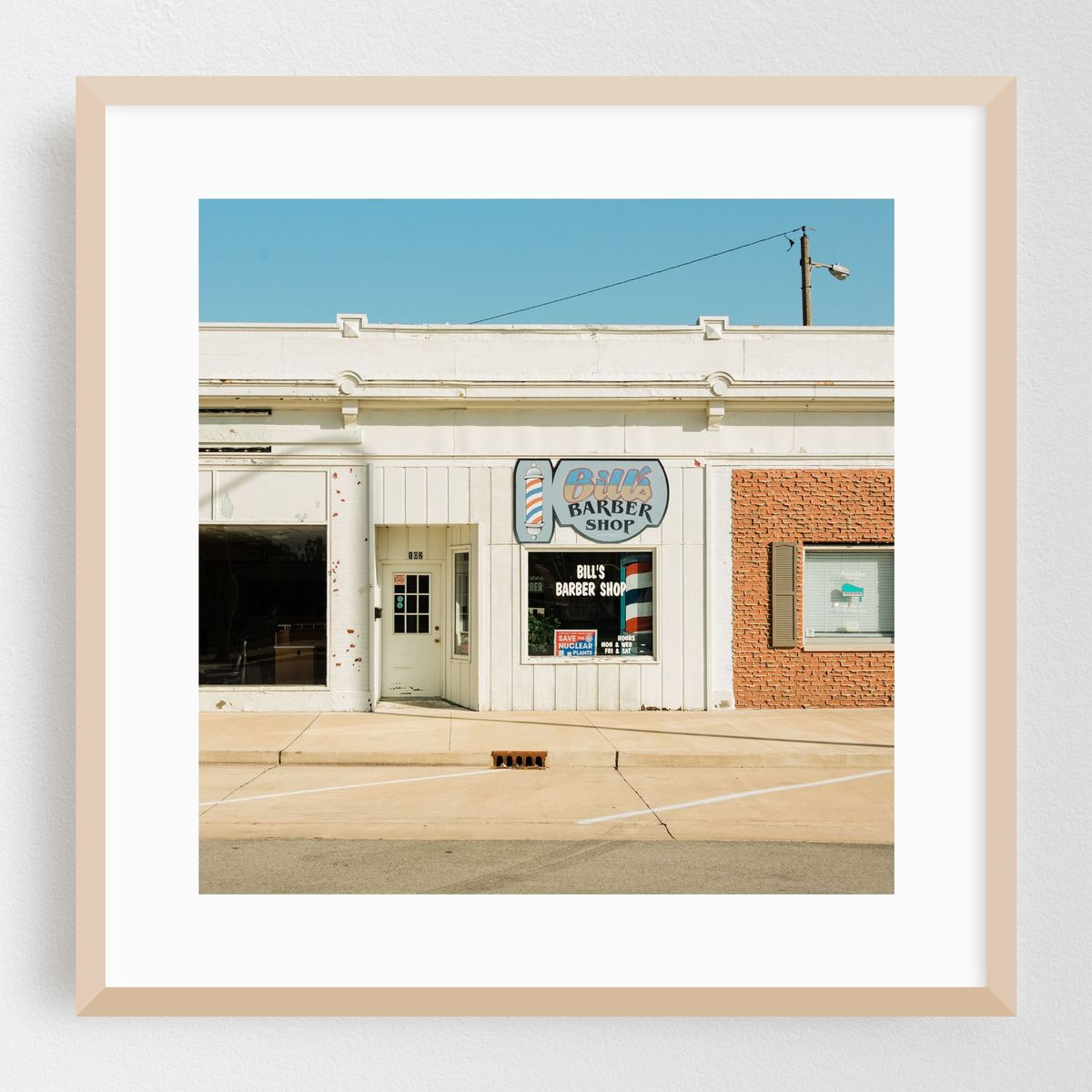 Bill's Barber Shop, Dwight – image 1 of 8