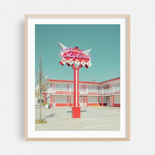 Skylark Motel in Spring 01