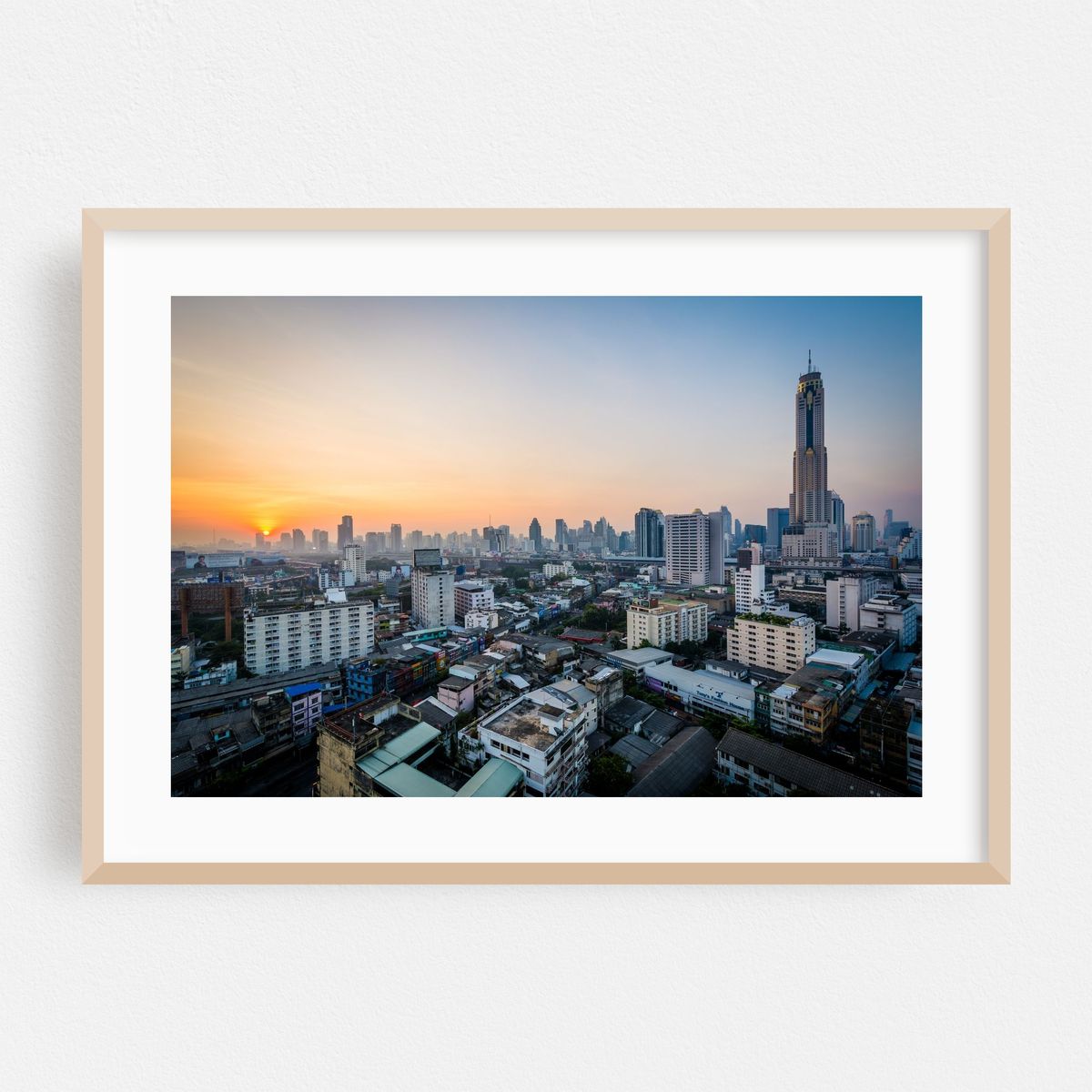 Sunrise over the Ratchathewi District – image 1 of 6