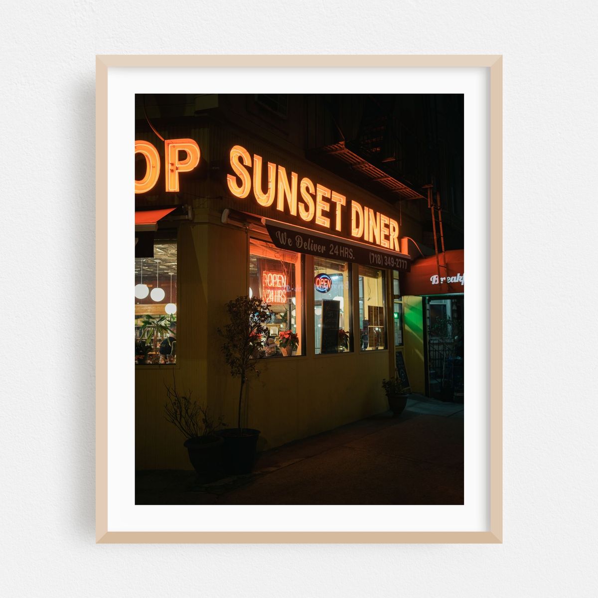 Sunset Diner, Brooklyn 03 – image 1 of 12