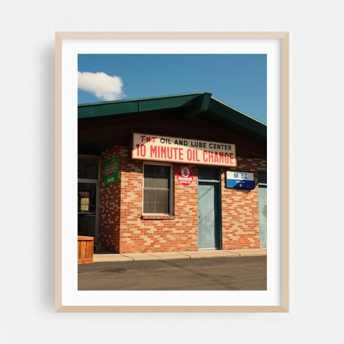 10 Minute Oil Change, East Aurora