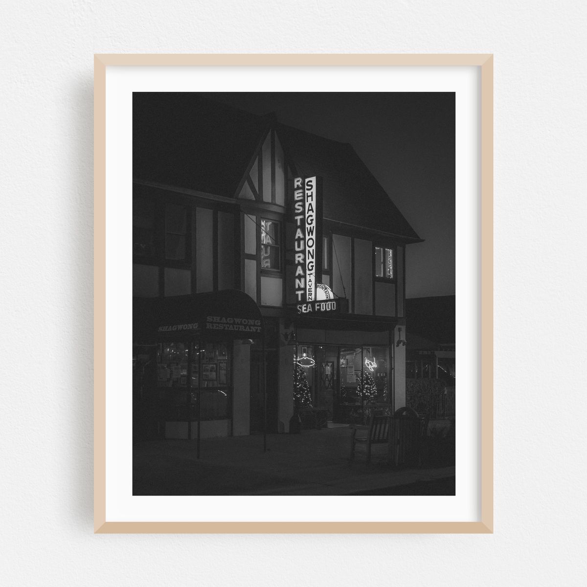 Shagwong Tavern 02 B&W – image 1 of 12
