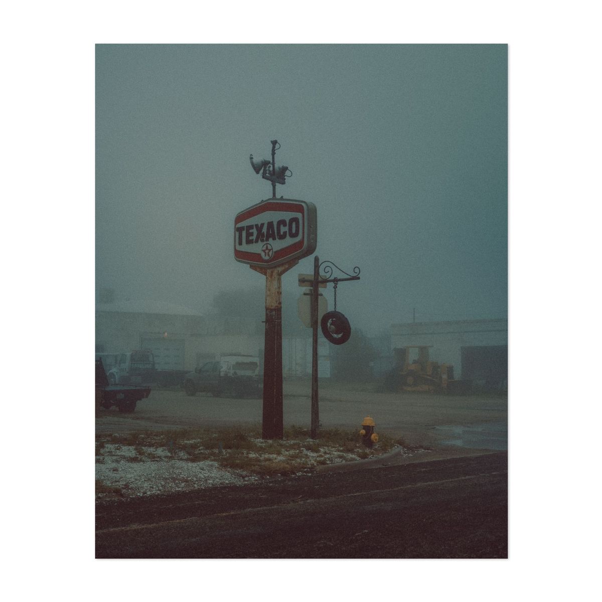 Foggy Morning in McLean 06 – image 1 of 2