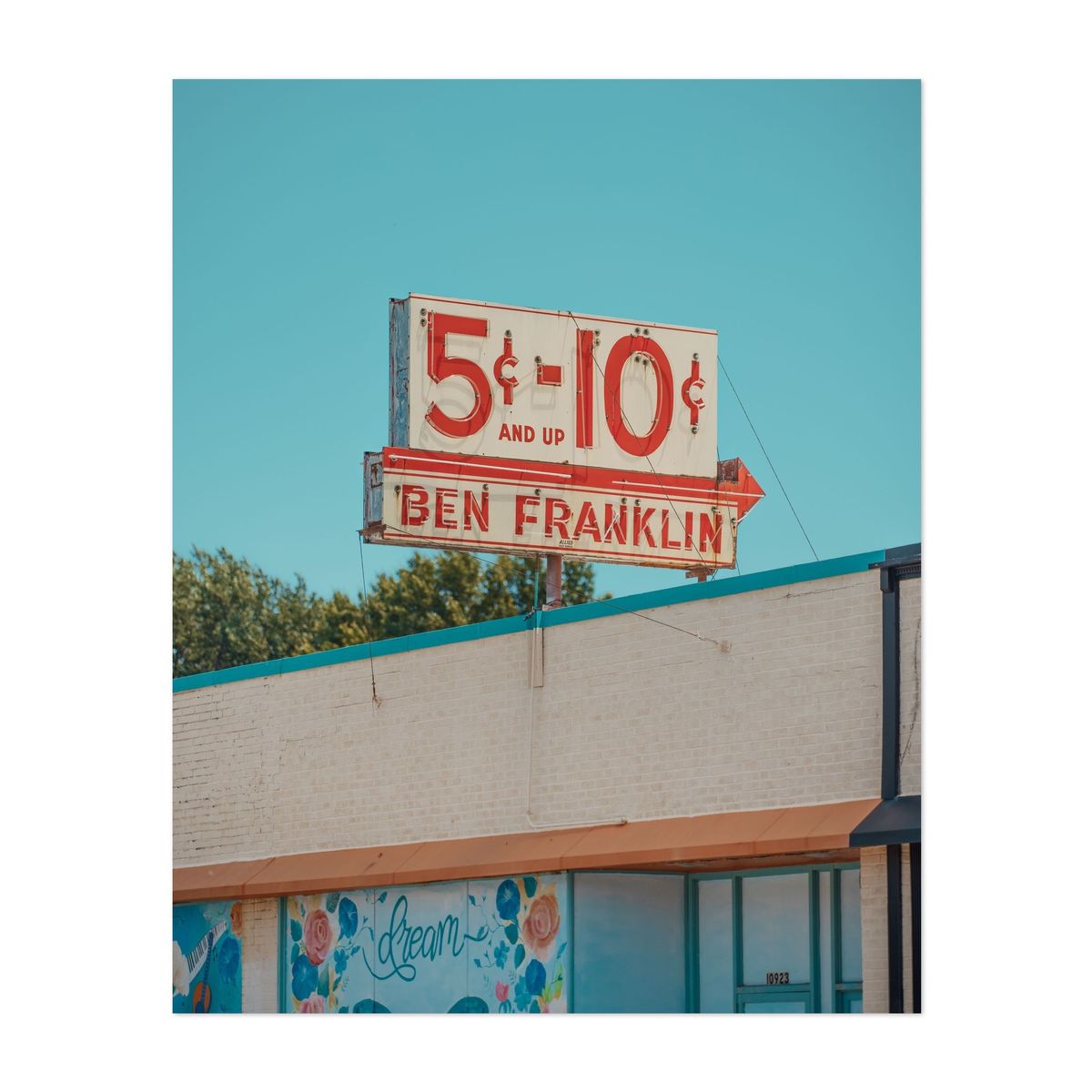 Ben Franklin Sign in Independence – image 1 of 2