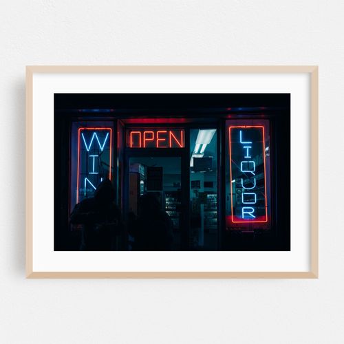 Wine & Liquor Neon, Midtown Manhattan