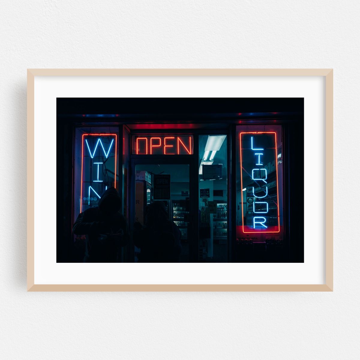 Wine & Liquor Neon, Midtown Manhattan – image 1 of 6