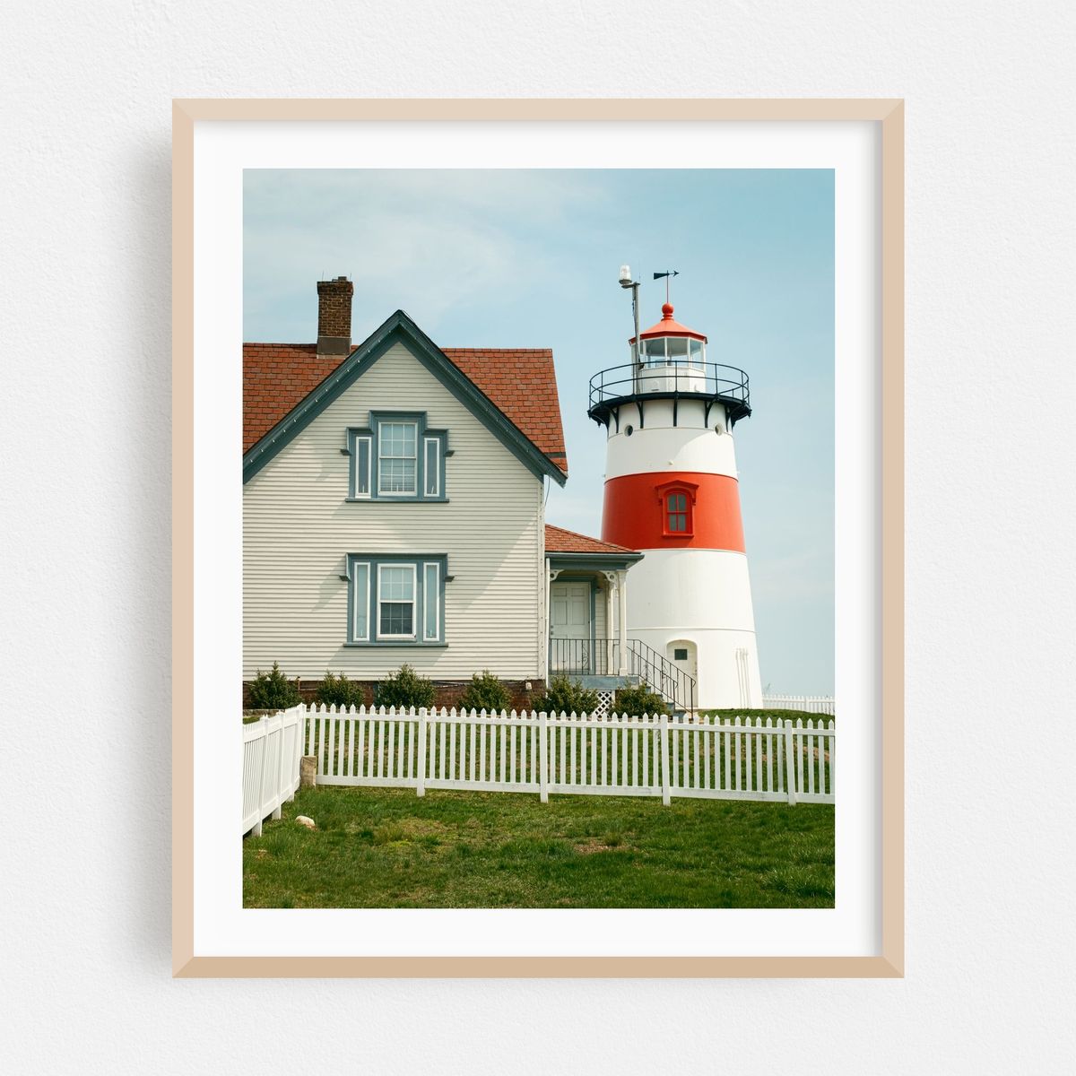Stratford Point Lighthouse – image 1 of 12